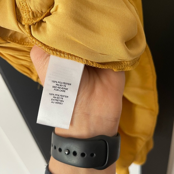 Tahari Tank - Small - Picture 6 of 6